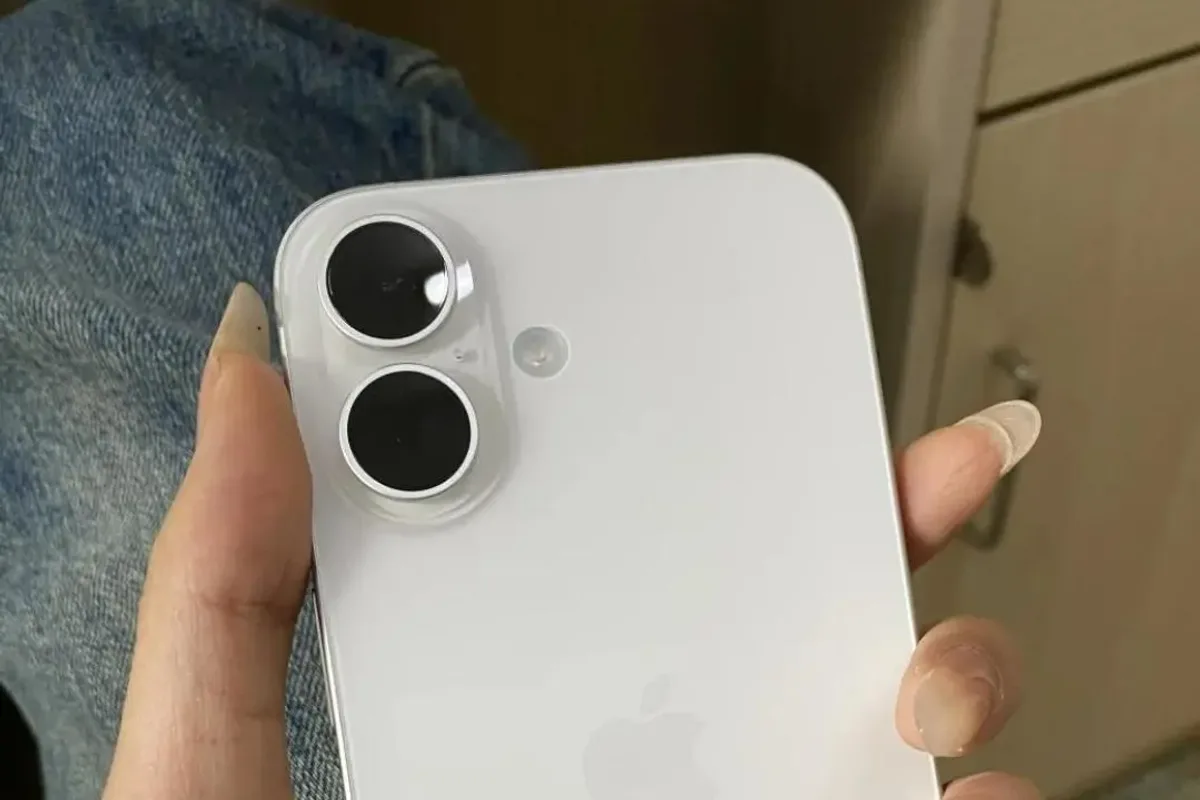 An iPhone and an Android smartphone side by side on a table